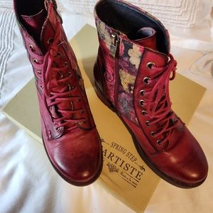 L'ARTISTE Handpanted Leather Boots size 6.5